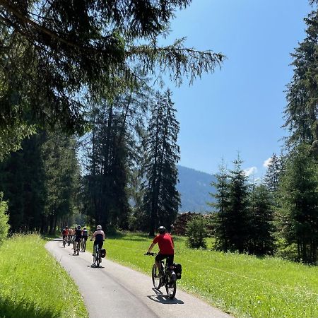 ホテル Bed&Bike Bruneck - ブルーニコ エクステリア 写真