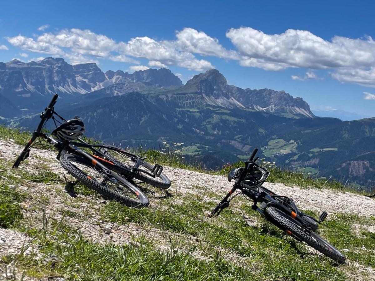 ホテル Bed&Bike Bruneck - ブルーニコ エクステリア 写真